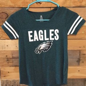 Eagles tank top! 💚🖤